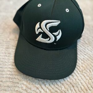 Green Sac State Baseball size 7 fitted hat
